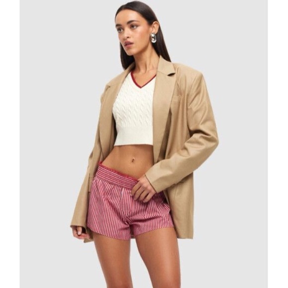 Lioness | Oversized Blazer - Picture 3 of 11